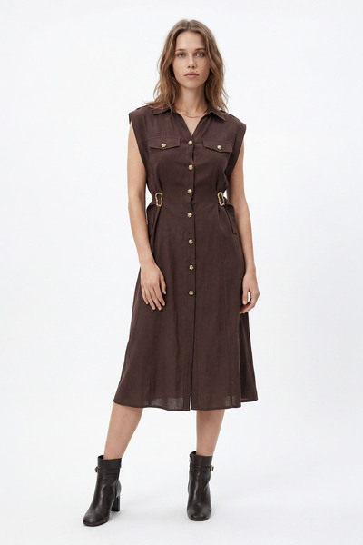 HAKKE Button Closure Sleeveless Dress