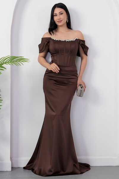 PULLIMM Strapless Neckline Satin Dress with Stones on the Chest Ecr5902