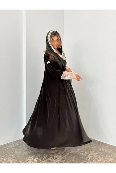 ABAYA ARLINA Royal Velvet Abaya with Lace