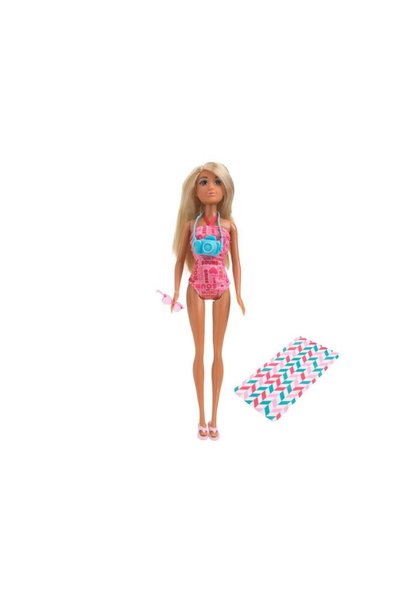 Jumbo Betty Mannequin Doll with Camera & 3 Accessories