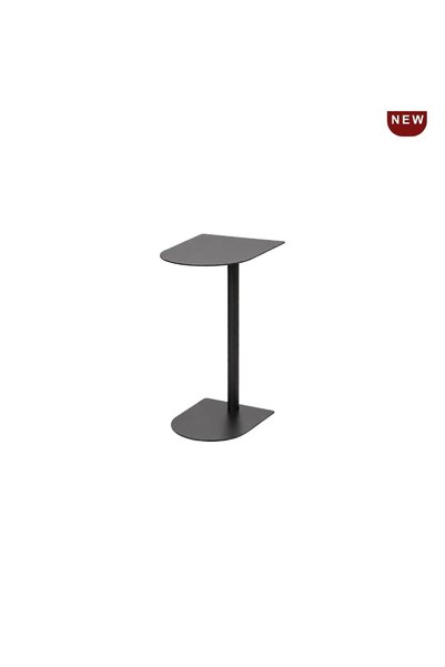 IN HOME STORE طاولة جانبية بتصميم حرف C معدنية باللون الأسود