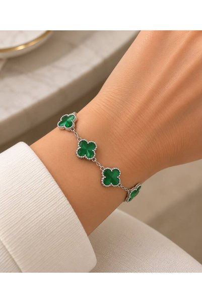 Nilsu Aksesuar Steel Bracelet with Clover Figure