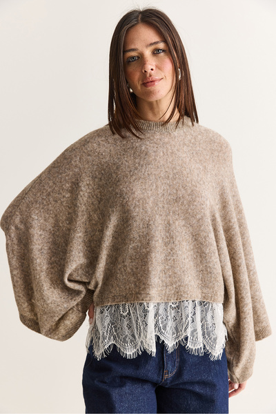 Bianco Lucci Women's Mink Lace Detailed Crew Neck Bat Sleeve Oversize Knitwea...