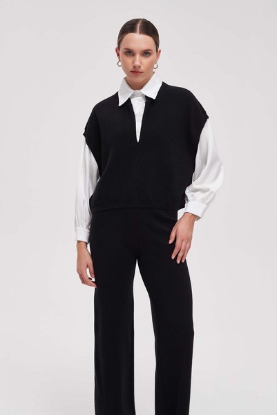 mica V Neck Relaxed Cut Vest