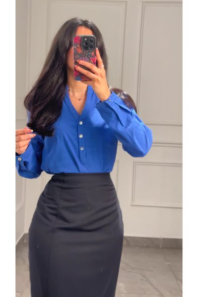 it's Mine V-Neck Blouse