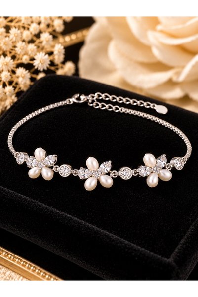 OEM Elegant 925 Silver Bracelet with Pearls and Shiny Flowers