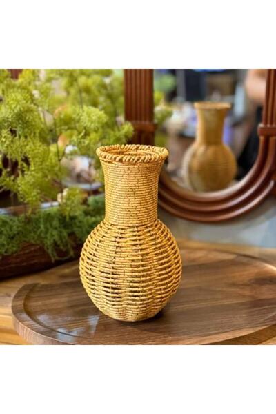 SPR Small wicker vase فازة خوص صغيرة