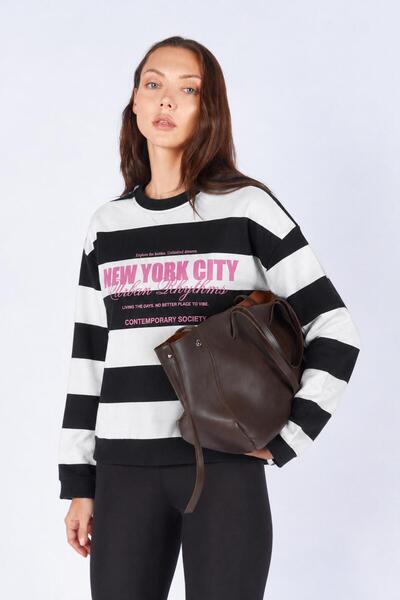 TENA Women's Black Crew Neck Sweatshirt with Newyork City Lettering