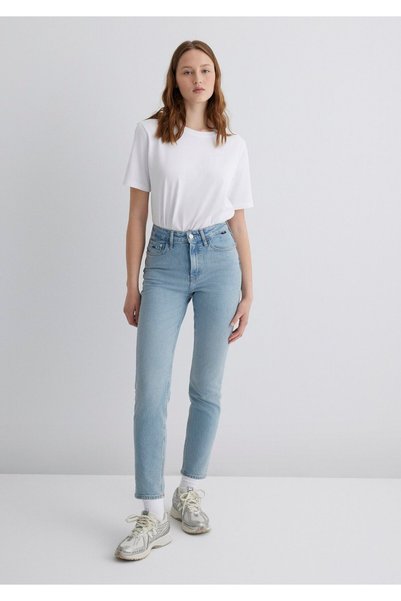 Mavi Pantaloni de blugi Star Classic Denim Ice Blue 101077-87792