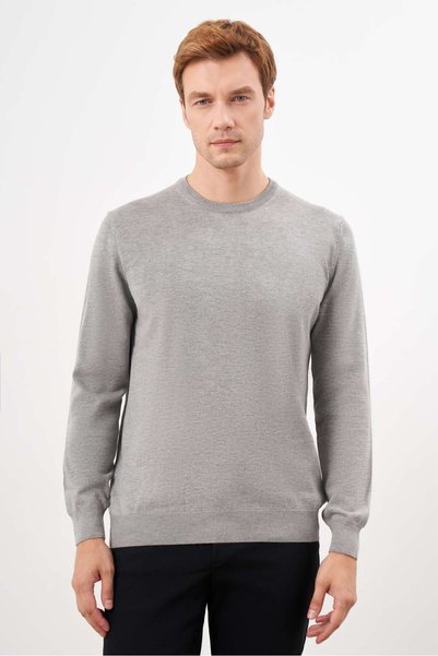 Morven Men's Gray Basic Crew Neck Dynamic Fit Comfortable Cut Knitwear