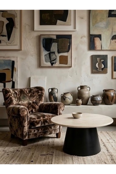IN HOME STORE طاولة قهوة بتصميم عصري سطح رخامي وقاعدة سوداء