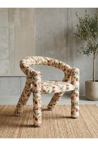 IN HOME STORE كرسي جانبي بتصميم مودرن من القماش المنقوش