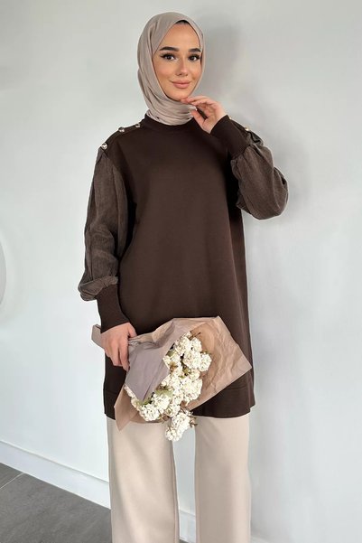 TOZLU تونيك غولسيلي بياقة دائرية وتفاصيل أزرار من التريكو الإسلامي