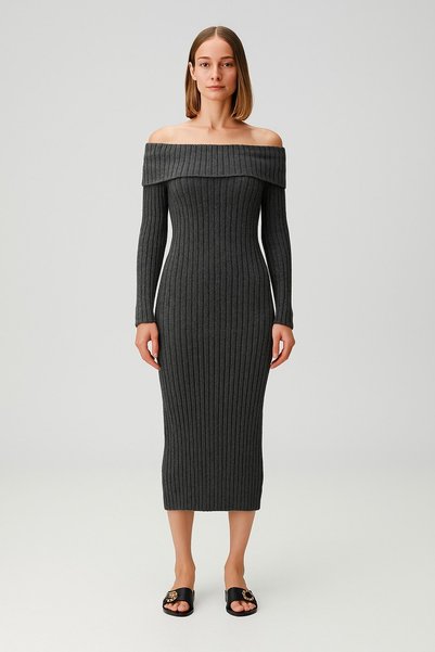 HAKKE Madonna Collar Long Knitwear Dress