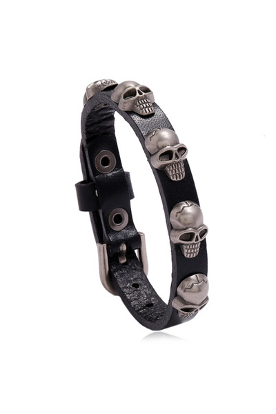 Alviro Brățară rock unisex din piele naturală neagră, cu 5 cranii metalice