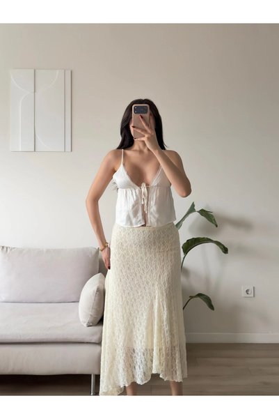 Zoom Butik Asimetrik Volanlı Dantel Etek - BEJ