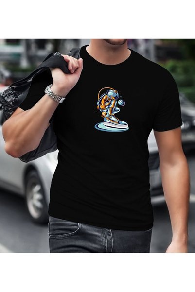 Bk Gift Astronaut Design Black T-Shirt-1