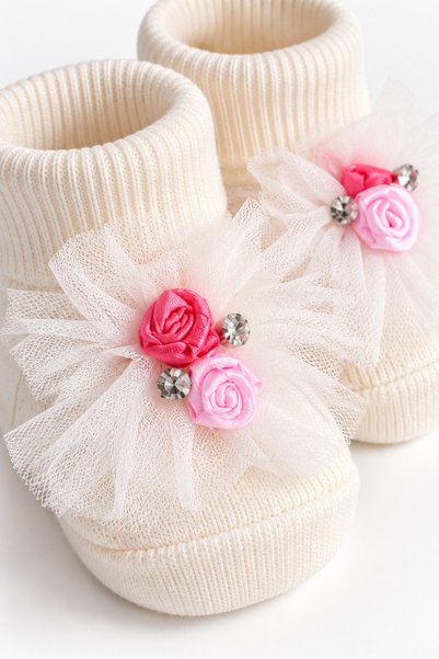 Babyhola 0-6 Ay Kız Bebek Çiçekli Saç Bandı ve Çorap Set Bebek Hediyesi