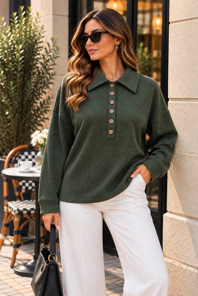 Kokosh moda Timeless Elegance – Women's Shirt with Collar Button Detail, Waff...