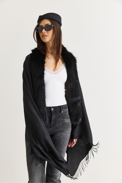 Bianco Lucci Women's Fur Collar Detailed Tasseled Cashmere Textured Poncho Sh...