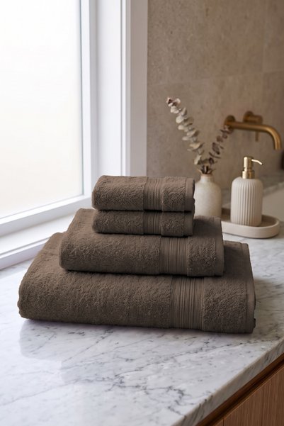 4'lü Banyo Havlusu Seti | 1 Adet 70x140 cm Banyo, 1 Adet 50x90 cm Saç Havlusu ve 2 Adet 30x35 cm Çok Amaçlı Havlu | %100 Pamuk