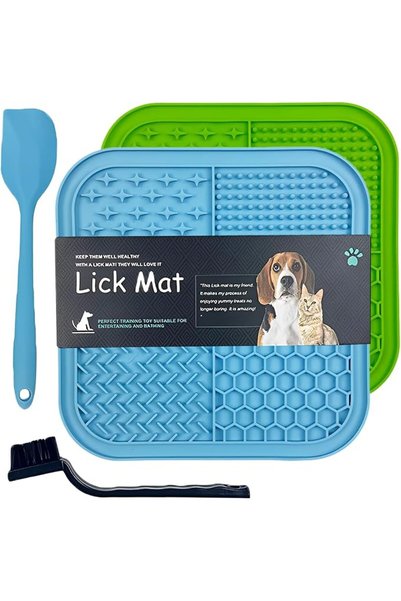 SAGREENY 2 Pack Silicone Pet Slow Feeder Mat for Dogs Cats, Lick Mat with 4 T...