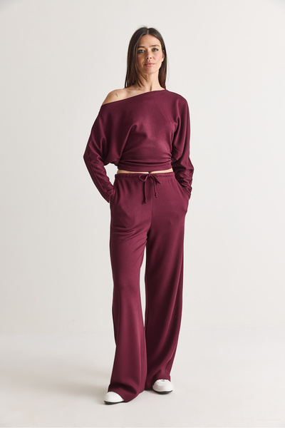 Bianco Lucci Kadın Mürdüm Kayık Yaka Büzgü Detaylı Crop Bluz ve Wide Leg Pantolon Takım 602 60286771