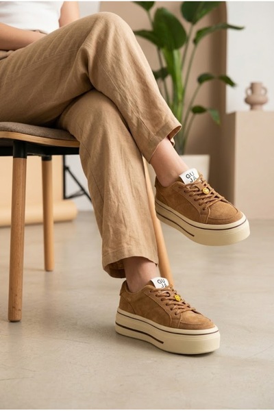 MERVESTORE Women's Suede Look Thick Platform Sole Sneaker with Smiling Face A...