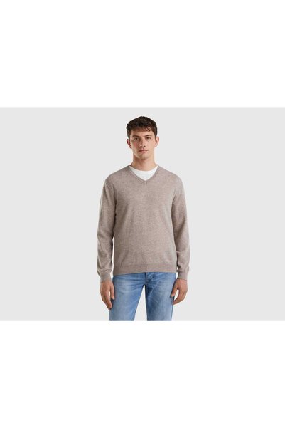 United Colors of Benetton Mens Black V-Neck Sweater