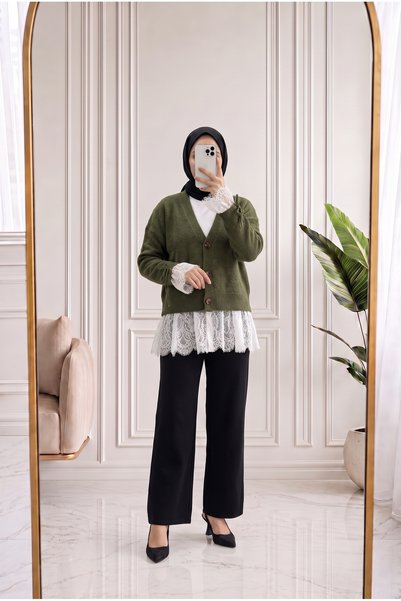 Holehola Ahucemal Knitted Cardigan with Lace on the Sleeves and Bottom - Kr60...