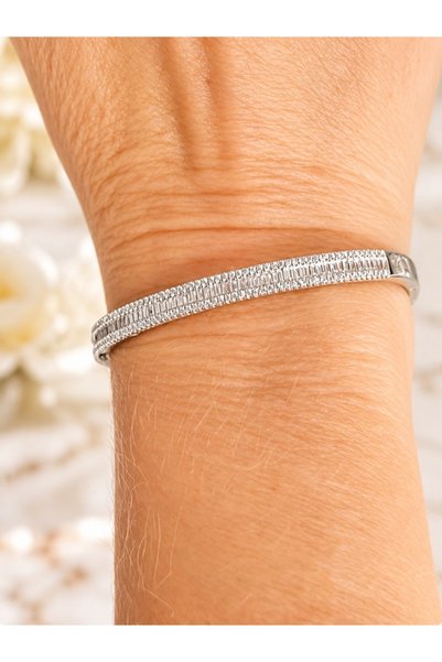 OEM 925 Sterling Silver Fixed Bracelet with Sparkling Zirconia