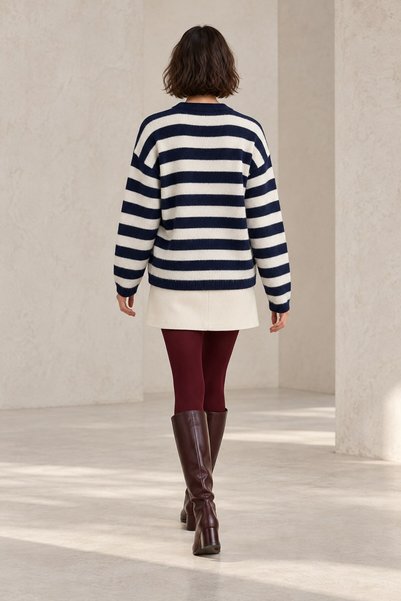 KAZAK Oversize Soft Textured Crew Neck Striped