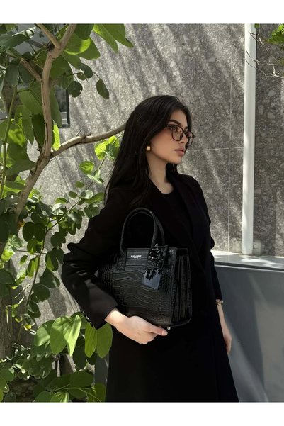 Softgirl عبايه نص كلوش قماش كريب سيراميك من softgril