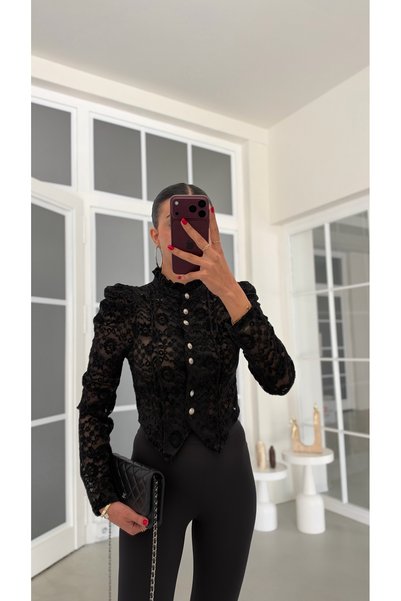 GAUS CO Siyah Vatkalı Likralı Yumuşak Dantelli Tasarım Bluz GAUS-02331