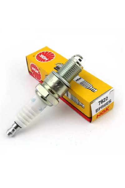 Micul Meserias Bujie NGK pentru Motoare in 4 Timpi, Motosapa, Generator BPR6ES