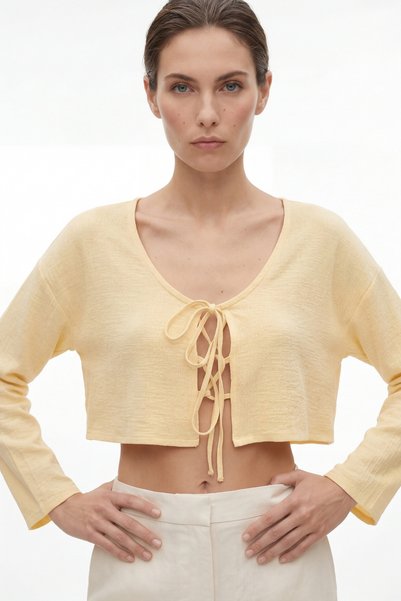 HAKKE Front tie-up blouse