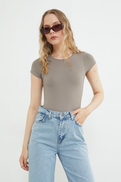 Fulla Moda Basic Crew Neck Snap Body