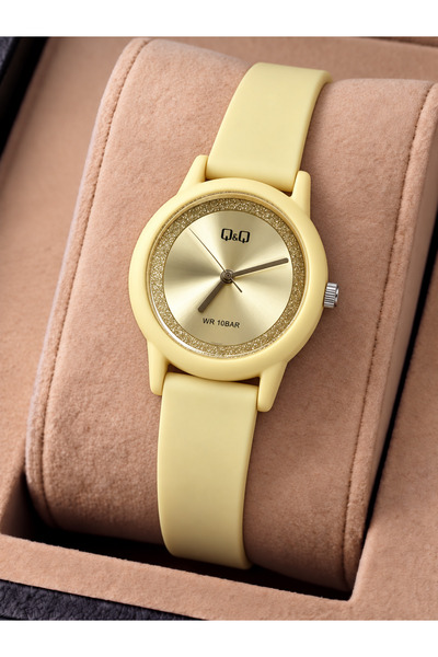 Q&Q Women's Waterproof Plastic Cord Wristwatch