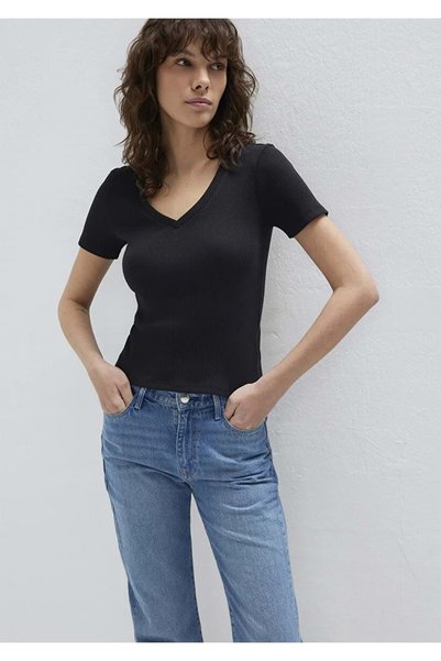 Mavi M1601040 V Yaka Basic T-Shirt Kadın Tişört SİYAH