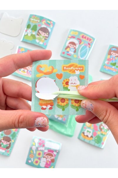 Kağıt Gemi Dükkan 23 Parça Yeşil Paket Kendi Anahtarlığını Tasarla Seti / Şeffaf Anahtarlık Aparatı / Renkli Zincir / Sticker / Etiket / Cımbız / Spatula DIY Aktivite Seti