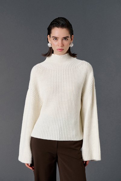 VATKALI Πουλόβερ oversize με ζιβάγκο
