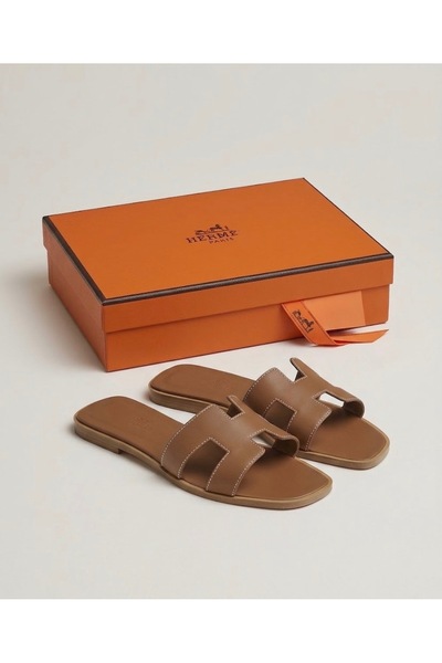 Sandal HERME$ FLAT ORAN WOMENS