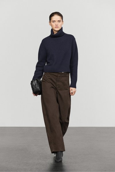 Massimo Dutti Dikiş detaylı carrot fit fit pantolon