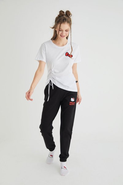 Hello Kitty Licensed Printed White T-Shirt Regular Fit