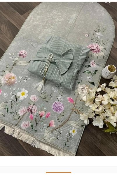 Generic Brand Integrated Prayer Set Soft Floral Design Rug and Coordinated Ro...