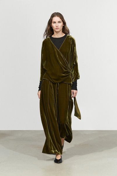 Massimo Dutti V yaka dökümlü kruvaze ceket