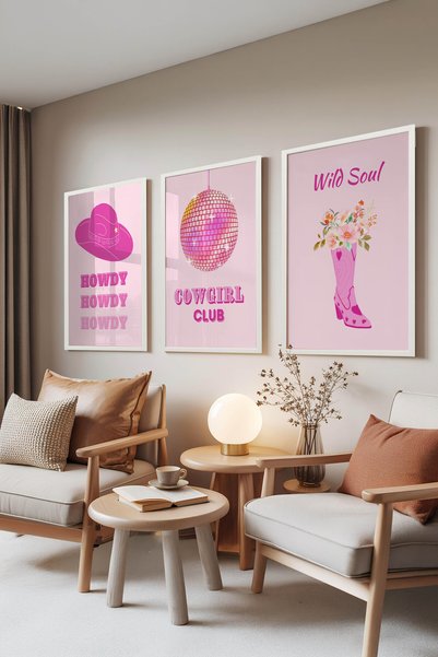 Zestia Set de 3 tablouri cu rame albe, Cowgirl Club roz, decorațiune de peret...