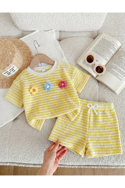 Evendi Suit, Yellow
