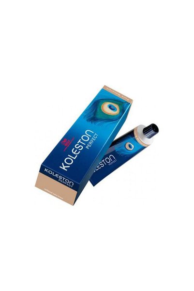 Wella Koleston Perfect special βαφή μαλλιών σε χρώμα τέφρας-ξανθού με μωβ από...