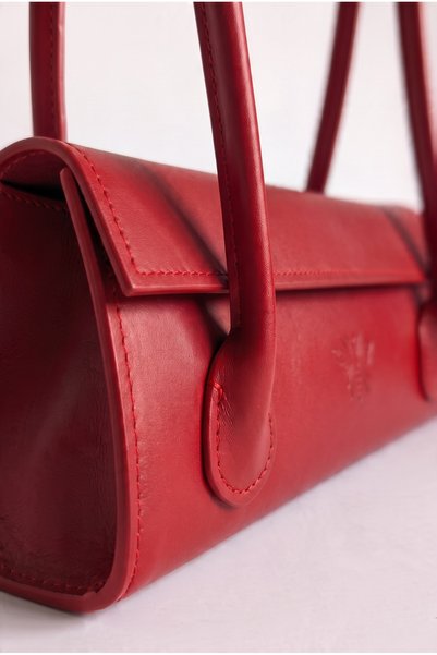 BeeBlack Liakos Model Kadın Omuz Çantası – Kırmızı Şık Tasarım